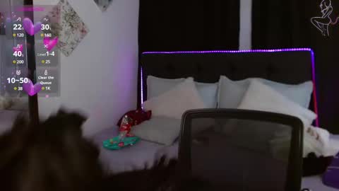 Snapshot of vannesweet_ chatting on January 25, 2025, 8:10 pm vane online show from January 25, 2025, 8:10 pm