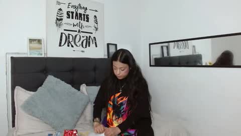 Snapshot of vannesweet_ chatting on October 2, 2025, 7:21 pm vane online show from October 2, 2025, 7:21 pm