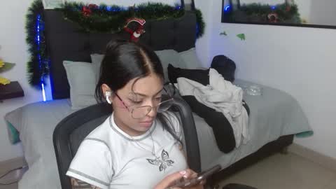 vane online show from December 21, 2025, 8:38 pm