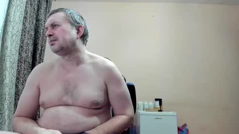 vano_822 online show from February 22, 2026, 9:57 pm