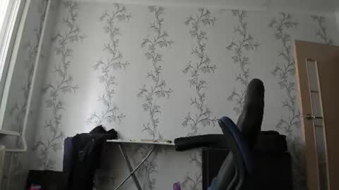 vano_822 online show from June 5, 2026, 7:03 am