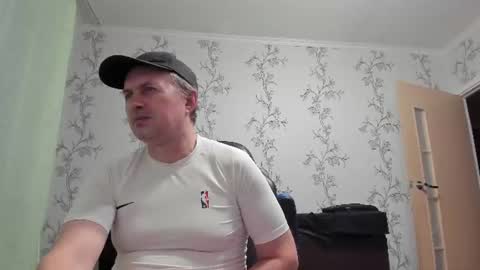 Snapshot of vano_822 chatting on July 1, 2026, 9:58 pm vano_822 online show from July 1, 2026, 9:58 pm