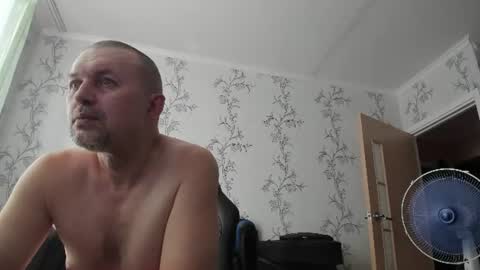 Snapshot of vano_822 chatting on July 28, 2026, 9:15 am vano_822 online show from July 28, 2026, 9:15 am