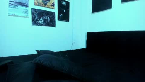 Snapshot of vanvelckan_ chatting on April 14, 2026, 3:01 am vanvelckan_ online show from April 14, 2026, 3:01 am