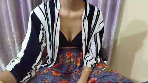 Snapshot of varotibang chatting on September 15, 2025, 7:03 pm Ritu online show from September 15, 2025, 7:03 pm