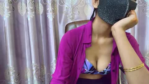 Snapshot of varotibang chatting on October 7, 2025, 6:27 pm Ritu online show from October 7, 2025, 6:27 pm