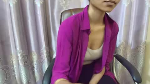 Snapshot of varotibang chatting on October 22, 2025, 7:02 pm Ritu online show from October 22, 2025, 7:02 pm