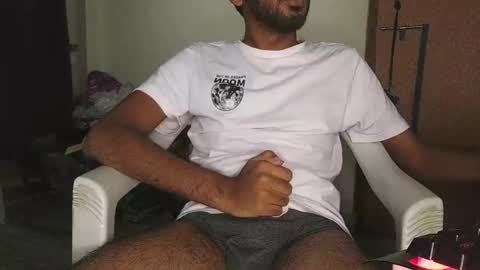 varunnvk online show from December 16, 2024, 8:41 am