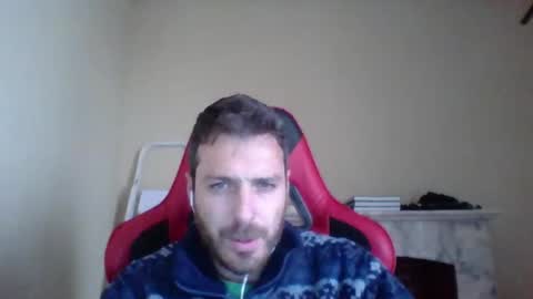 Snapshot of vascorro20 chatting on December 10, 2024, 11:00 am vascorro20 online show from December 10, 2024, 11:00 am