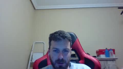 Snapshot of vascorro20 chatting on January 14, 2025, 6:17 pm vascorro20 online show from January 14, 2025, 6:17 pm