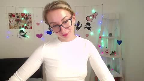 Snapshot of vasilisasii chatting on January 18, 2025, 12:36 pm Vasilisa online show from January 18, 2025, 12:36 pm