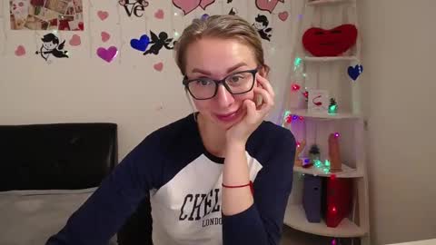 Snapshot of vasilisasii chatting on February 12, 2025, 1:16 pm Vasilisa online show from February 12, 2025, 1:16 pm