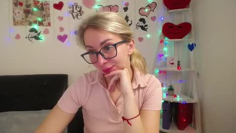 Snapshot of vasilisasii chatting on February 19, 2025, 6:22 am Vasilisa online show from February 19, 2025, 6:22 am