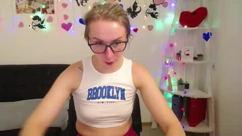 Snapshot of vasilisasii chatting on March 7, 2025, 1:29 pm Vasilisa online show from March 7, 2025, 1:29 pm