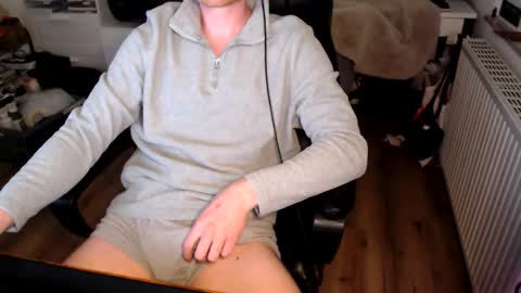 Snapshot of vaslo08 chatting on May 26, 2026, 2:57 pm Vaslo online show from May 26, 2026, 2:57 pm