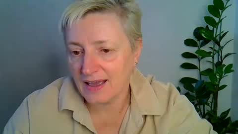 vea_motty online show from October 30, 2025, 10:06 am