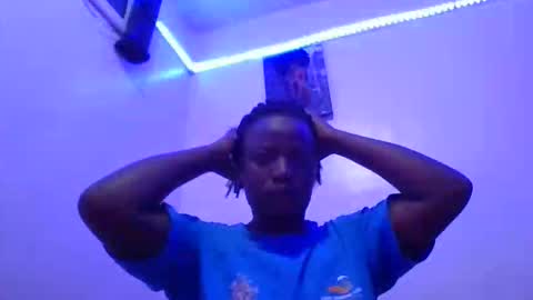 Snapshot of vee_tommy chatting on April 17, 2026, 2:47 am Vee tommy online show from April 17, 2026, 2:47 am