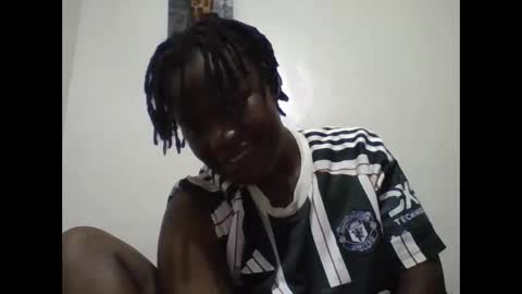 Snapshot of vee_tommy chatting on April 24, 2026, 11:18 pm Vee tommy online show from April 24, 2026, 11:18 pm