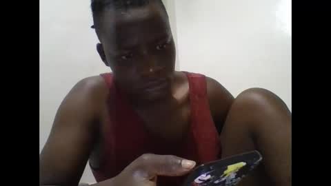 Snapshot of vee_tommy chatting on April 30, 2026, 3:02 am Vee tommy online show from April 30, 2026, 3:02 am