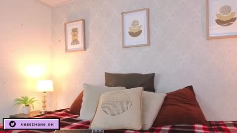 Snapshot of veesimons_dh chatting on March 21, 2026, 7:39 pm Vee Simons online show from March 21, 2026, 7:39 pm