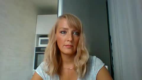 Veessa online show from September 10, 2025, 2:06 pm