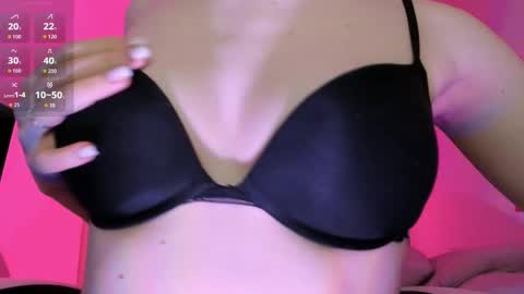 Snapshot of vega_blue chatting on March 26, 2026, 3:45 am Emma online show from March 26, 2026, 3:45 am