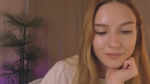 Snapshot of vegas_v chatting on October 7, 2025, 12:46 pm Maria online show from October 7, 2025, 12:46 pm