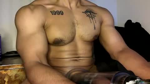 Snapshot of vegasluv702 chatting on October 16, 2025, 6:25 am Vegas Love online show from October 16, 2025, 6:25 am