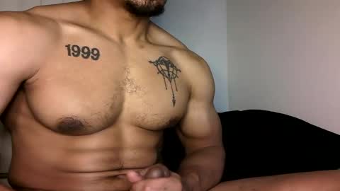 Snapshot of vegasluv702 chatting on October 31, 2025, 6:47 am Vegas Love online show from October 31, 2025, 6:47 am