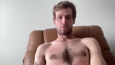 Joeyyy online show from May 4, 2026, 6:04 pm