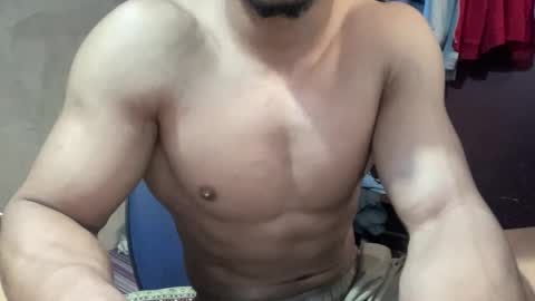 Snapshot of veilofstrength11 chatting on October 22, 2025, 1:22 pm veilofstrength11 online show from October 22, 2025, 1:22 pm