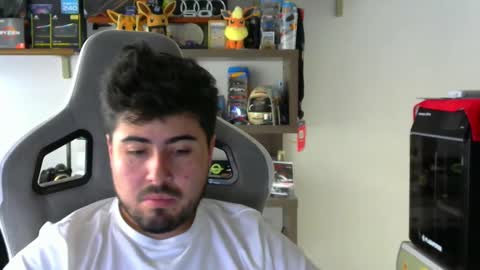 Snapshot of veils24 chatting on March 25, 2026, 5:41 pm Charles online show from March 25, 2026, 5:41 pm