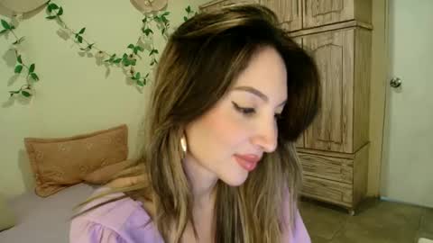 Snapshot of veka_lourens chatting on April 26, 2026, 5:10 pm veka_lourens online show from April 26, 2026, 5:10 pm