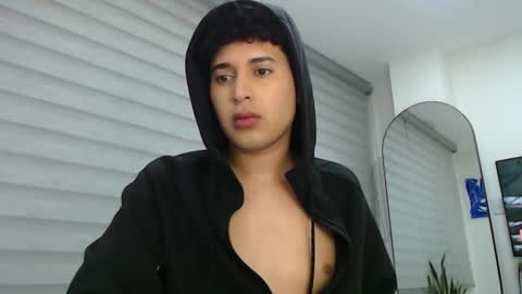 Snapshot of velascosexyboy chatting on January 9, 2025, 2:11 am velascosexyboy online show from January 9, 2025, 2:11 am