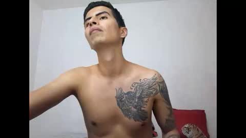 Snapshot of velk_hot1 chatting on February 14, 2025, 11:31 pm velk_hot1 online show from February 14, 2025, 11:31 pm