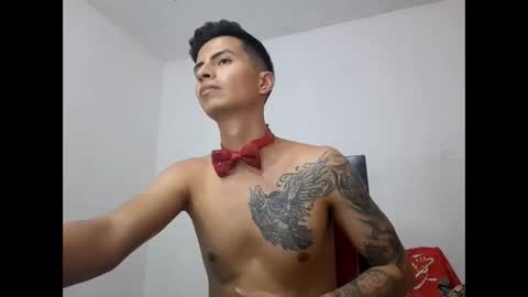 Snapshot of velk_hot1 chatting on February 22, 2025, 8:53 pm velk_hot1 online show from February 22, 2025, 8:53 pm