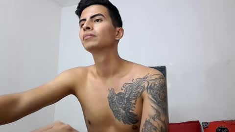 Snapshot of velk_hot1 chatting on March 8, 2025, 4:23 am velk_hot1 online show from March 8, 2025, 4:23 am
