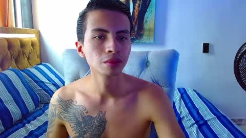 Snapshot of velk_hot1 chatting on April 7, 2026, 2:17 pm velk_hot1 online show from April 7, 2026, 2:17 pm