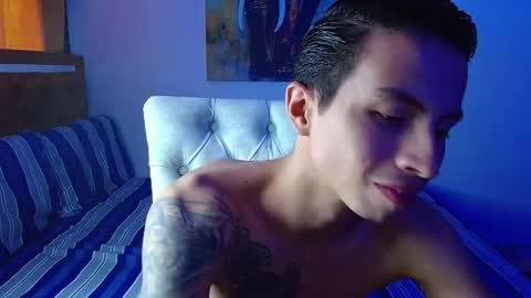 Snapshot of velk_hot1 chatting on April 8, 2026, 1:11 pm velk_hot1 online show from April 8, 2026, 1:11 pm
