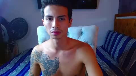 Snapshot of velk_hot1 chatting on April 18, 2026, 7:07 pm velk_hot1 online show from April 18, 2026, 7:07 pm