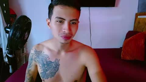 velk_hot1 online show from June 17, 2026, 1:01 pm