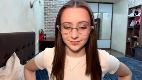 LisaWens online show from February 3, 2026, 2:33 pm