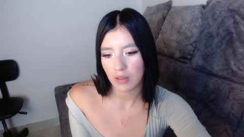 Snapshot of velvet_28_ chatting on September 23, 2025, 8:45 pm velvet_28_ online show from September 23, 2025, 8:45 pm