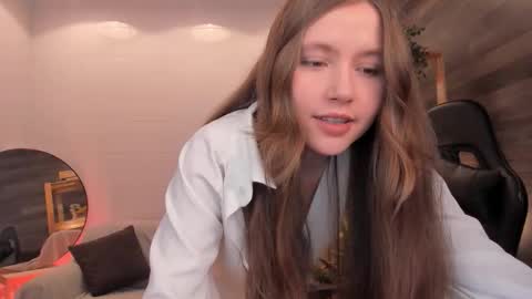 Snapshot of velvet_cherry chatting on September 30, 2025, 3:28 pm velvet_cherry online show from September 30, 2025, 3:28 pm