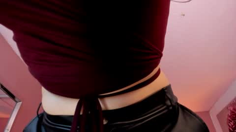Isabella  online show from April 29, 2026, 11:25 am