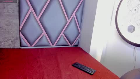 Stefany Y Diego online show from May 11, 2026, 11:49 am