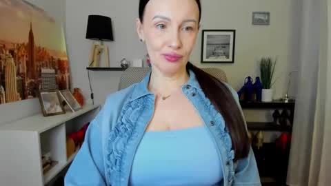 Jasmine online show from March 10, 2026, 6:40 am