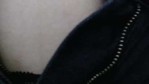 velvet_moon_v online show from November 21, 2025, 1:43 pm