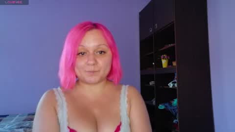 Snapshot of velvet_rosse chatting on June 26, 2026, 3:16 pm Velvet Rosse online show from June 26, 2026, 3:16 pm