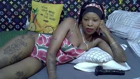 Snapshot of velvet_temptress chatting on July 3, 2026, 5:25 am velvet online show from July 3, 2026, 5:25 am